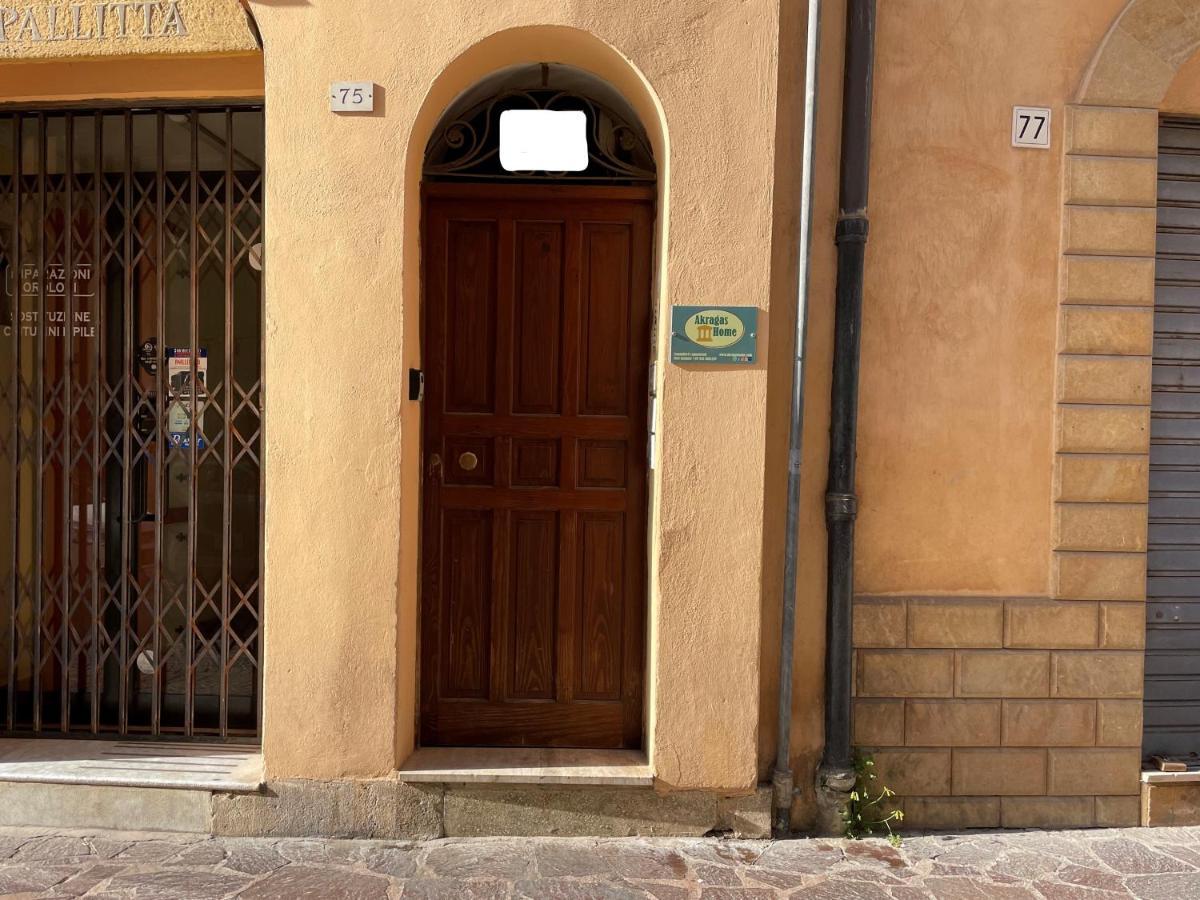 2 Apartments - Akragas Home 1 & 2 On Via Atenea City Center With View Agrigento Exterior photo
