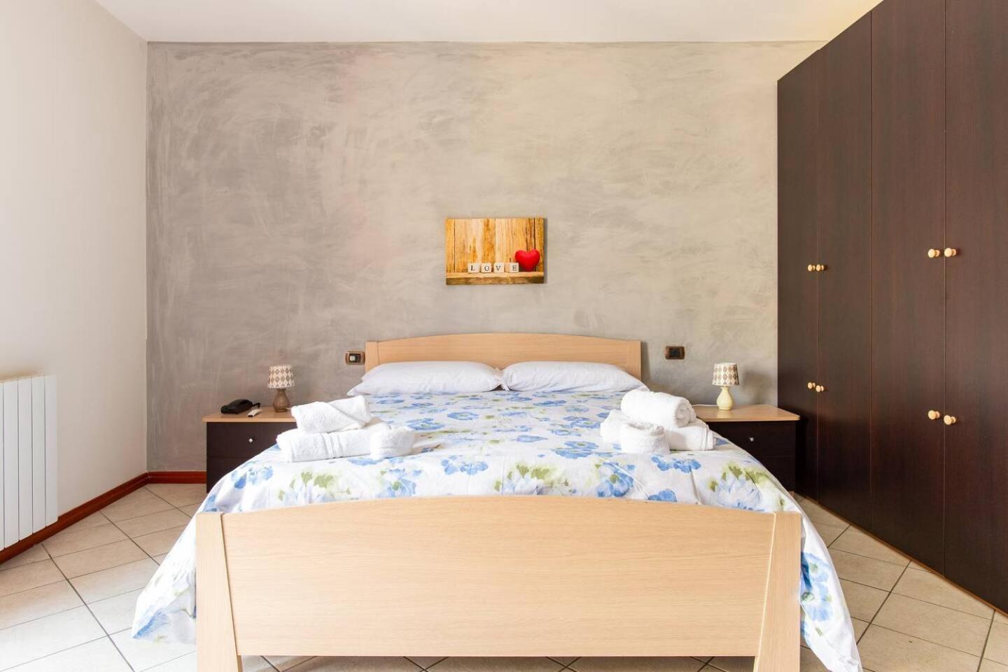 2 Apartments - Akragas Home 1 & 2 On Via Atenea City Center With View Agrigento Exterior photo